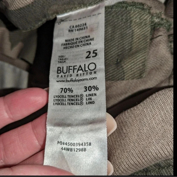 David Bitton Commander Buffalo Mid Rise Utility jogger camouflage  size 25 - Picture 12 of 16